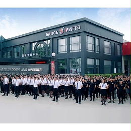 找一个铝合金一线门窗品牌加盟需要投入多少资金