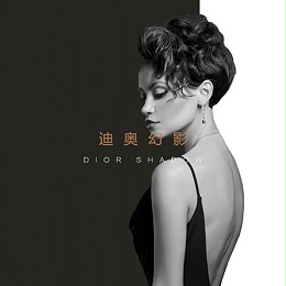 门窗涂什么颜色好看？超凡国际迪奥幻影是一种不错的选择！